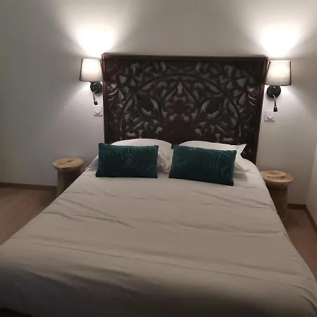 Hotell Logis Le Relais Du Rouge Saint-Loup-Lamaire