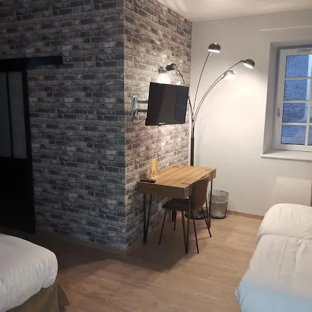 Logis Le Relais Du Rouge Ξενοδοχείο Saint-Loup-Lamaire