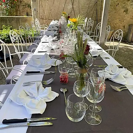 Logis Le Relais Du Rouge Hotel 3*