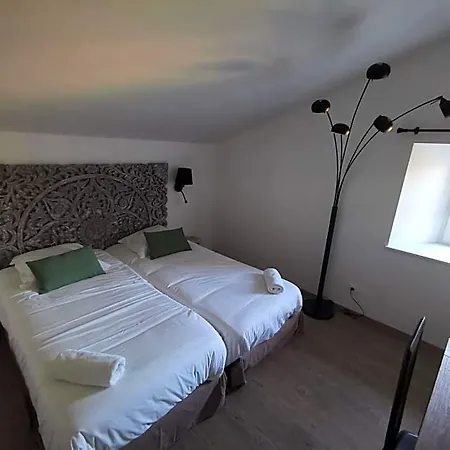 Logis Le Relais Du Rouge Hotel 3*