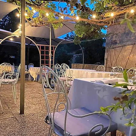 Logis Le Relais Du Rouge Hotel Saint-Loup-Lamaire