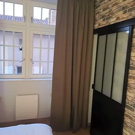 Logis Le Relais Du Rouge Hotel